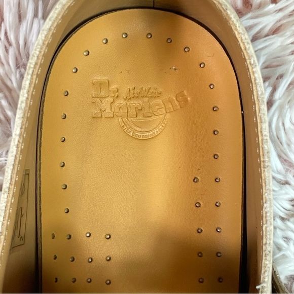 Dr. Martens Cream Flats - Picture 9 of 9